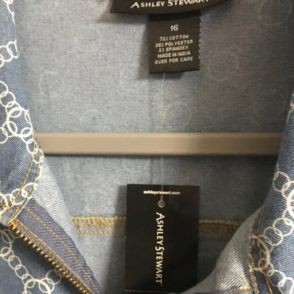 Ashley Stewart Distressed Denim Jumpsuit Size 16 NWT  J1 - Picture 3 of 8